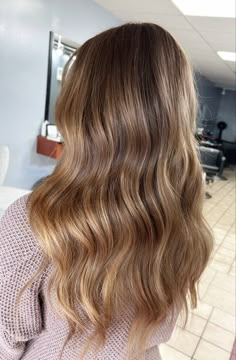 Brown Hair Honey Highlights, Sand Blonde Hair, Latte Hair, Beige Hair Color, Carmel Blonde, Mama Hair, Growing Out Hair