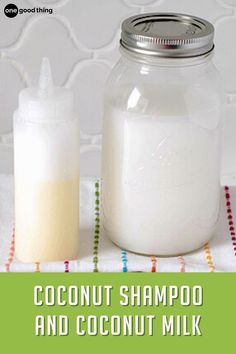 If you want the benefits of coconut oil and coconut milk for your hair, learn how to make this coconut shampoo at home! No Poo Shampoo, Herbalism Recipes, Probiotic And Prebiotic, Shampoo Diy, Diy Shampoo Recipe, Handmade Shampoo, Ph Balanced Shampoo, Prebiotic Foods, Coconut Shampoo