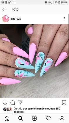 Flamingo Acrylic Nails, Flamenco Nails Art, Flamingos Nails, Flamingo Nails Designs, Tropical Nails Acrylic, Flamingo Nail Designs, Caribbean Nails Designs, Tropical Nails Design