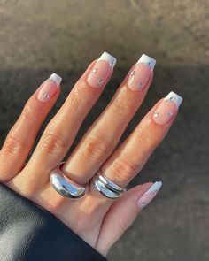 Simple Prom Nails, Prom Nail, White And Silver Nails, Milky Nails, Nails Gold, Red Acrylic Nails, February Nails, Magical Night, French Tip Acrylic Nails