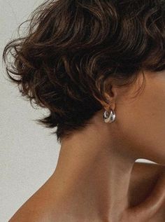 Short Curly Haircuts, Curly Hair Cuts, Short Curly Hair, Aesthetic Hair, Hair Dos