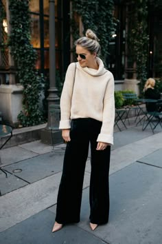 Velvet Pant Outfit, Casual Velvet Dress Outfit, Velvet Trousers Outfit Casual, Black Velvet Pants Outfit Party, Velvet Black Pants Outfit, Velvet Pants Outfit Fall, Velvet Palazzo Pants Outfit, Navy Velvet Pants Outfit