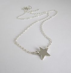 Silver Star Necklace, Best Friend Necklace, Star Necklace Silver, Friend Necklaces, Necklace Simple, Funky Jewelry, Jewelry Lookbook, Star Jewelry