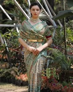 Kanjivaram Saree Draping Styles, Saree Drapping Style Modern Wedding, Saree Draping Styles Modern, Saree Styles Modern, Saree Styling