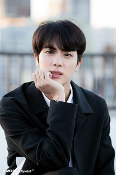 Jin Smile, Bts Dispatch, V And Jin, Wwh Jin, 4 December, World Wide Handsome, Jin Kim, Seokjin Bts, Bts Imagine