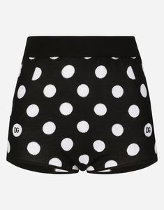 Wool and silk high-waisted panties with polka-dot inlay: Black and White 18-gauge knit Form fitting Back zipper fastening The model is 175 cm tall and wears a size IT 40 Made in Italy Edgy Glam, Black High Waisted Shorts, Polka Dot Shorts, City Dress, Summer Beach Wear, Mini Shorts, Polka Dot Pattern, Polka Dot Print, Print Logo