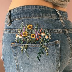 Minimal Stil, Knitting Paterns, Pola Sulam, Thread Painting, Embroidery On Clothes, Beginners Knitting, Cute Embroidery, 자수 디자인, Sewing Embroidery Designs