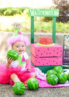 Watermelon Decorations, 6 Month Baby Picture Ideas, Watermelon Outfit, Birthday Bodysuit