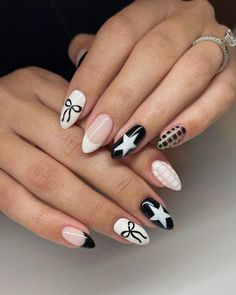 Country Concert Nails Ideas Simple, Country Concert Nails Ideas, Zach Bryan Nails, Country Nails Design, Country Concert Nails, College Nails, Concert Nails, Teen Nails