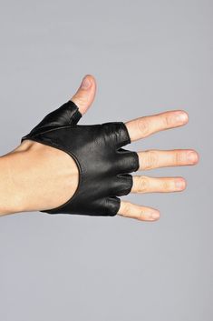 Steam Trunk Half Gloves - Black - Gloves -  - FIVE AND DIAMOND Leather Gloves Men, Steam Trunk, Leather Fingerless Gloves, Half Gloves, Gloves Men, Goat Leather, Mens Gloves, Leather Outfit, Leather Gloves