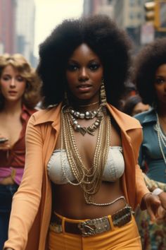 Images showcasing people in 1970s jewelry and fashion 70s Accessories Jewelry Disco, Disco Accessories 70s, 70s Jewelry Disco, Disco Jewelry 70's, 70s Theme Party Outfit, 70s Fashion Black Women, 70s Accessories Jewelry