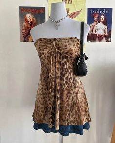 43289373212719|43289373245487|43289373278255 Graphic Fashion, Aesthetic Streetwear, Y2k Dress, Dress Slim, Streetwear Summer, Tube Tops, 2000s Fashion Outfits, Leopard Print Top, Slim Dresses