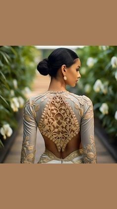 Draping Outfit, Ladies Neck Designs, Blouse Designs Boat Neck, Dress Designing Ideas, Lotus Motifs, Boat Neck Blouse Design, Beautiful Neck, Dress Designing, Boat Neck Blouse