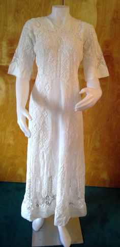 Edwardian lingerie dress white linen open work lace 1900's white lawn dress historical fashion floral lace theater costume by Vintageroyaleny on Etsy https://www.etsy.com/listing/667942208/edwardian-lingerie-dress-white-linen Fitted Lace Victorian Dress With Empire Waist, 1910s Wedding Dress, Edwardian Lingerie Dress, 1910s Wedding, Open Theater, 1900s Costume, Edwardian Gowns, Satin Stitch Embroidery, Lingerie Gown