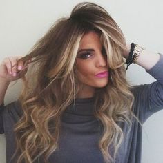 Blonde with dark roots Colored Hair Tips, Hot Hair Colors, Balayage Highlights