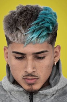 Skin Fade Hairstyle, Dyed Hair Men, Shaved Hair Designs, Gents Hair Style, Mens Hair Colour, Men Hair Color, Men Haircut Styles, Corte De Cabelo Masculino, Mens Haircuts Short