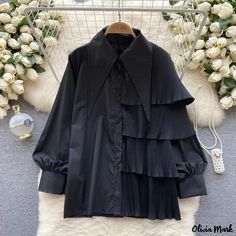 Olivia Mark - Blusa elegante con diseño irregular, mangas de burbuja y dobladillo plisado con volantes Elegant Black Pleated Blouse, Black Pleated Top For Fall, Black Pleated Blouse For Spring, Ladies Fashion Casual, Long Shirt Women, Ruffle Hem Blouse, Modest Fashion Hijab, Shirt Blouses Women's, Women Blouses Fashion