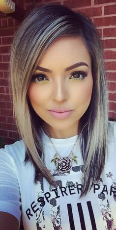 Ombre With Money Piece Short Hair, Black And Blonde Balayage Short Hair, Blonde Ombre On Dark Hair Short, Cool Ash Blonde Balayage On Dark Hair Short, Dark Base With Blonde Highlights Short Hair, Blonde Brown Hair Color, Bun Short Hair, Short Hair Blonde, Cabello Hair