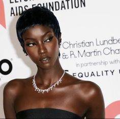 Black Supermodels, Anok Yai, Model Aesthetic, Flawless Face, Model Face, Black Excellence, Black Is Beautiful, Pretty Woman