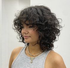 Curly Shag With Fringe, Layer Short Curly Hair, Short Round Haircut Curly, Short Hairstyle Women Curly Layered, Shaggy Curly Hair Round Face, Curly Hair With Layers Short, Short Shaggy Haircuts Choppy Layers Shag Hairstyles Curly, Shag Wavy Hair Short, Curly Hair Haircut Layers Short