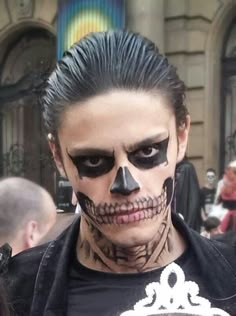 Halloween Make Up For Guys, Evan Peters Skeleton, Evan Peters Skeleton Makeup, Skeleton Makeup Halloween Men, Skeleton Men Makeup, Halloween Guy Makeup, Skeleton Boy Makeup, Skeleton Make Up Man, Skeleton Man Makeup