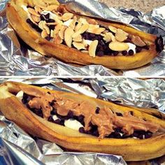 two pictures of a hot dog with toppings on it