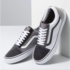 Mens Vans Shoes, Vans Outfit, Best Shoes For Men, Skate Shoe, Mens Fashion Classy, Mens Fashion Casual Outfits, Vans Sneakers, Sneakers Men Fashion