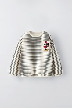 Baby Girls' Clothes | Explore our New Arrivals | ZARA United States - Page 2 Stylish Baby Girl Outfits, Stylish Baby Girls, Disney Print, Disney Embroidery, Mickey Y Minnie, Zara Baby, Disney T, Disney Sweatshirts, Disney Shirt