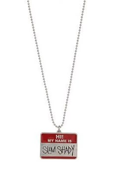 a red and white necklace with the words kahl's me on it