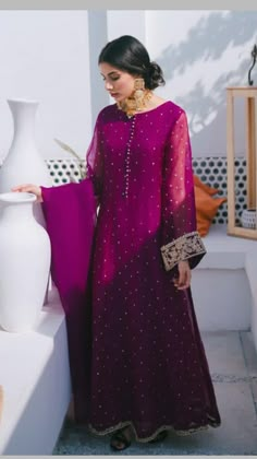 Pink Organza Dupatta, Organza Anarkali, Purple Anarkali, Shadi Dresses, Pakistani Party Wear, Simple Kurta Designs, Fancy Wedding Dresses