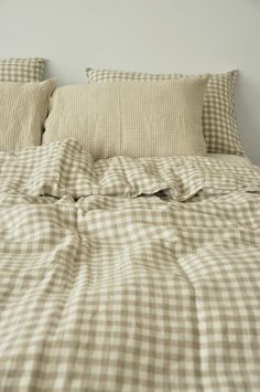 linen bedding Pretty Barn Bedding, Duvet Cover Cozy Uk, Pattern Duvet Cover Nuetral, Duvet Cover Trick Simple, Gingham Bedding Beige, Check Duvet Cover Bedding, Cute Neutral Color Bedding, Chrcked Bed Cover, Gingham Bedding Modern