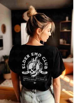 Cheap Alternative Style T-shirt For Music Festival, Goth Tee Shirt, Cheap Emo Tops For Concert, Cheap Emo Fan Merchandise T-shirt, Elder Emo Shirt, Adult Punk Outfits, Elder Emo Aesthetic, All Time Low Concert Outfit, Emo Band Tees