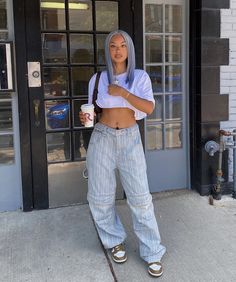 Maria Beltre on Instagram: “❄️😇🦋🧚🏽‍♂️” Fashion Fits, Fashion Killa, Cute Casual Outfits, Street Style Women, Look Fashion, Fashion Inspo Outfits, Streetwear Fashion, Trendy Outfits