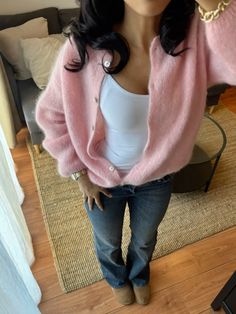 Pink Cardigan Outfit, Cardigan Outfit, Cardigan Outfits, Pink Cardigan, Winter Fits, Fashion Fits