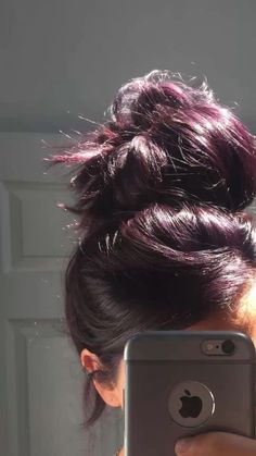 Underneath Hair, Plum Hair, Wine Hair, Hair Color Streaks, Violet Hair, Dyed Hair Inspiration, Dye Ideas, Pretty Hair Color, Hair Stylies