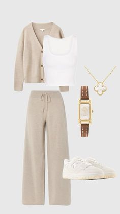 Cool Sweatpants, Sweatpants Outfit Ideas, Sweatpants Outfits, Cozy Sweatpants, University Outfit, Baggy Sweatpants, Skandinavian Fashion, Sweatpants Outfit, Uni Outfits