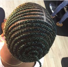 Beehive Braid Pattern, Braid Foundation For Wig, Crochet Braids Straight Hair, Wig Cornrows, Braiding Patterns, Hair Braid Patterns, Twist Cornrows, Black Hair Video