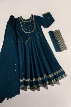 Designer Dresses Elegant, Zardosi Work, Blouse Casual Fashion, Girls Frock Design, Pakistan Fashion