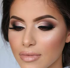 Machiaj Smokey Eyes, Amazing Wedding Makeup, Maquillage On Fleek, Make Up Designs, Wedding Hairstyles And Makeup, Wedding Eye Makeup, Wedding Makeup Tips, Wedding Makeup Ideas, Bridal Make Up