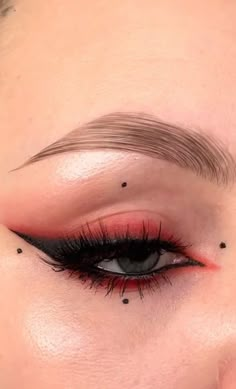 |grad makeup |soft gothic makeup |stuff to make and sale Спонж Beauty Blender, Neon Palette, Brow Glue, Red Makeup Looks, Concert Makeup, Red Eye Makeup, Drag Make-up, Toy Boy