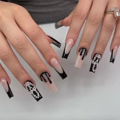 Spooky Stiletto Nails, Black French Nail Designs, Cool Halloween Nails, Ghost Face Nails, Horror Nails, Holloween Nails, Unghie Nail Art, Halloween Acrylic Nails, Gothic Nails