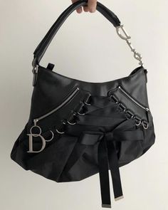 Corset Ballet Leather And Satin Bag Louise Richardson, 2000s Fashion Icons, Teen Witch, Satin Bags, Fashion Icons, Pretty Bags, Carrie Bradshaw, Hailey Bieber, Dark Fashion