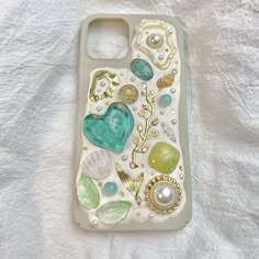 Memoir Phone Case Diy, Decorated Phone Cases, Decor Phone Case, Seashell Phone Case, Mosaic Phone Case, Shell Phone Case, Decoden Phone Case, Shell Phone, Cases Aesthetic