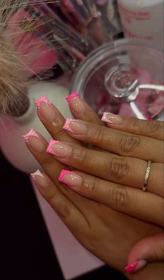 Classy Nails French Tip, Classy Nails French, Valentine Nails Pink, Art For Short Nails, Nail Art For Short Nails, Nail Art Inspo, Nails French Tip, Acrylic Toe Nails, Nail Art Tips