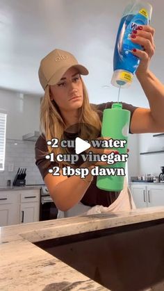 Whitney White➖Cleaning Specialist on Instagram: "SAVE this post if you needed this hack! 🧼✨ 2 cups water, 1 cup vinegar, 2 tbsp dish soap 🫧" Dawn Cleaner, Zote Soap, Shower Cleaning Hacks, Homemade Cleaner, Clean Shower Doors, Milli Vanilli, Shower Cleaning, Vinegar Cleaning