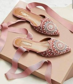 Aquazzura Flats, Bridal Flats, Pointy Toe Flats, Pink Shoes, Pretty Shoes, Shoe Obsession, Mode Inspiration