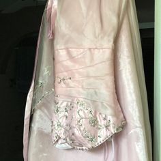 Never Used Corset In The Back Rococo Inspired Prom Dress, Pink Dresses Short, Light Pink Short Dress, Light Pink Dress Short, Pink Short Dress, Green Quince, Prom Dress Inspo, Prom Dress Color, Pink Dress Short