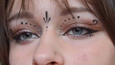 Forehead Makeup Art, Fairy Eyeliner, Looks Hippie