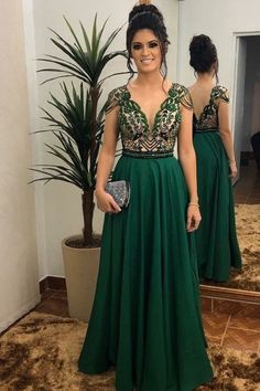 Green Long Prom Dress, Prom Dress With Lace, Long Party Gowns, Velvet Evening Dress, Formal Prom Dresses Long, Prom Dress Evening, A Line Evening Dress, Floor Length Prom Dresses, Lace Dress Vintage