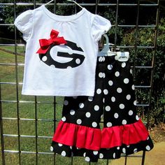 UGA little girl outfit Bulldog Outfits, Paisley Clothes, Princess Ideas, Applique Ideas, Toddler Style, Bulldogs Football, Mckenna Grace